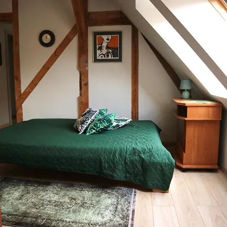 Shiba Apartment *